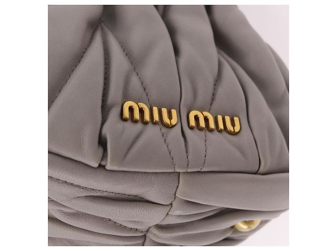 Borsa a mano Miu Miu Matelassé in pelle 2way Grigio Oro Auth 206108V Marrone D'oro - vista 20
