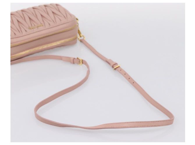 Borsa a tracolla Miu Miu Matelassé in pelle Rosa Oro Auth ar14289M D'oro - vista 7