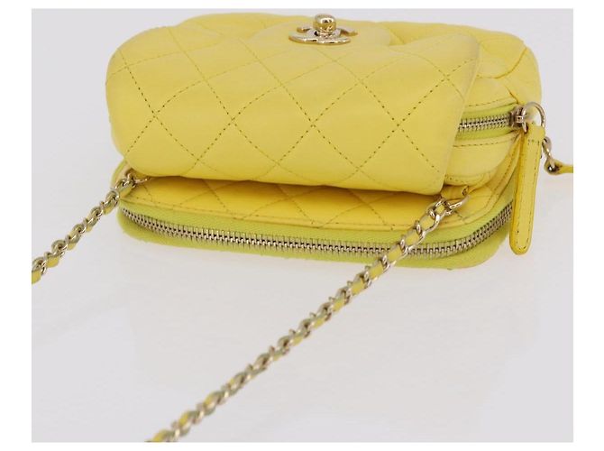 Borsa a tracolla CHANEL Matelasse con catena in pelle d'agnello Giallo Oro CC Auth ka6413M D'oro - vista 14