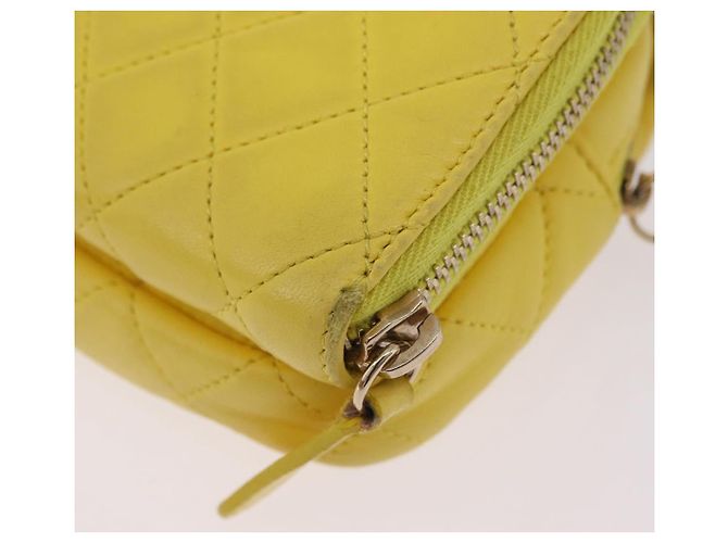 Borsa a tracolla CHANEL Matelasse con catena in pelle d'agnello Giallo Oro CC Auth ka6413M D'oro - vista 19