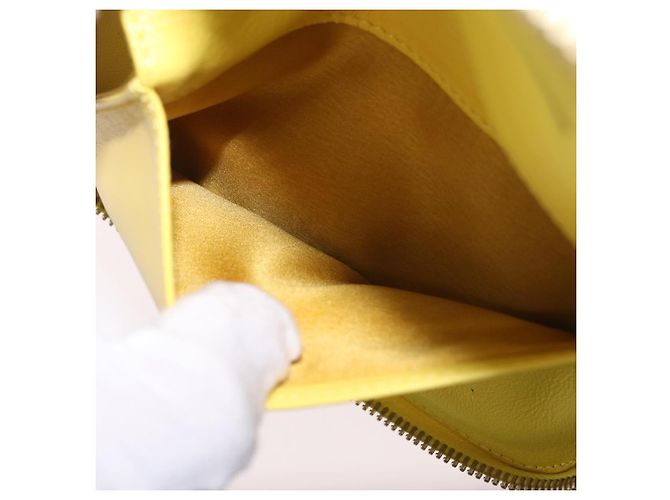 Borsa a tracolla CHANEL Matelasse con catena in pelle d'agnello Giallo Oro CC Auth ka6413M D'oro - vista 34