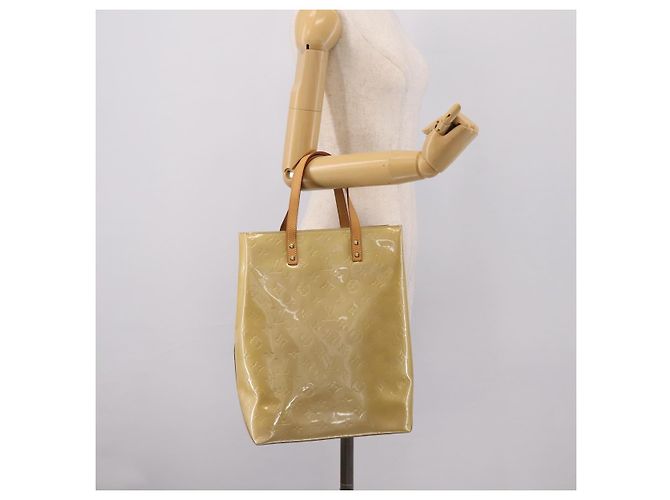 Borsa a mano LOUIS VUITTON Monogram Vernis Reade MM Beige M91141 LV Auth 205928A - vista 21