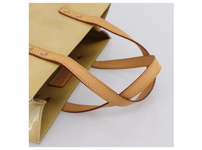 Borsa a mano LOUIS VUITTON Monogram Vernis Reade MM Beige M91141 LV Auth 205928A - vista 7