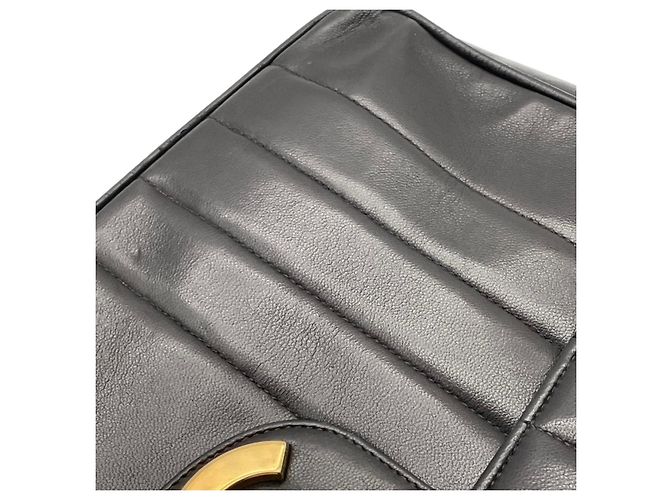 Chanel Classic Flap Handtasche aus schwarzem Leder - Ansicht 18