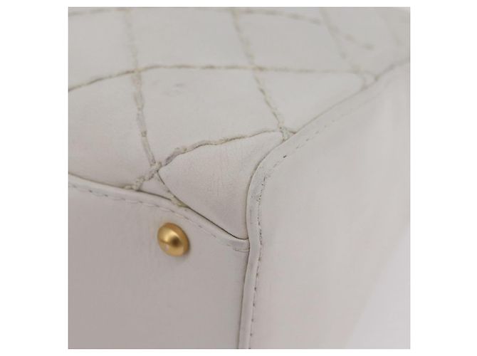 Bolsa CHANEL Wild Stitch em couro branco com detalhes dourados CC Auth mr2972 - vista 18