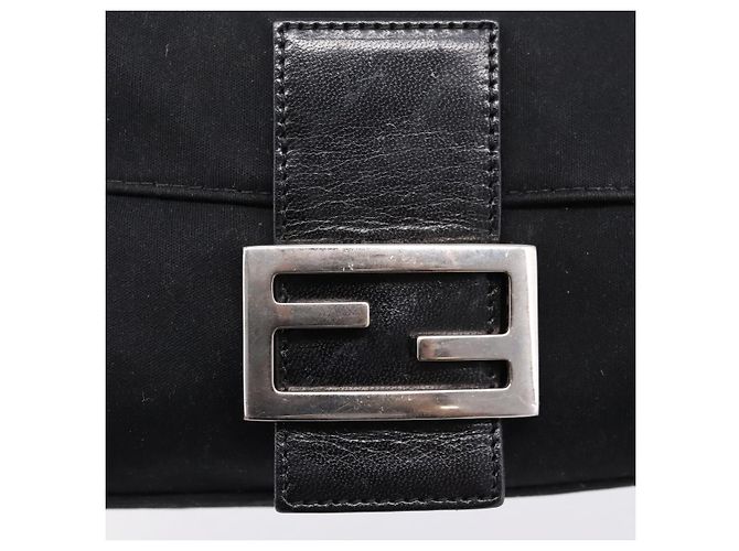 Borsa a spalla FENDI Mamma Baguette in jersey di cotone nero e argento 26424 Auth ep16064A - vista 18