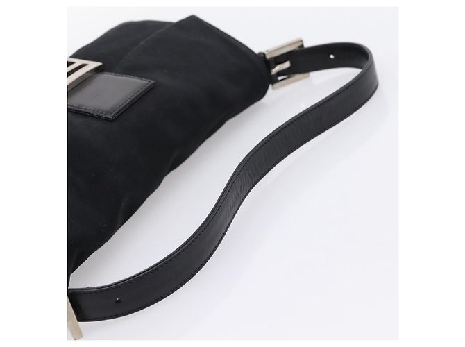 Borsa a spalla FENDI Mamma Baguette in jersey di cotone nero e argento 26424 Auth ep16064A - vista 7