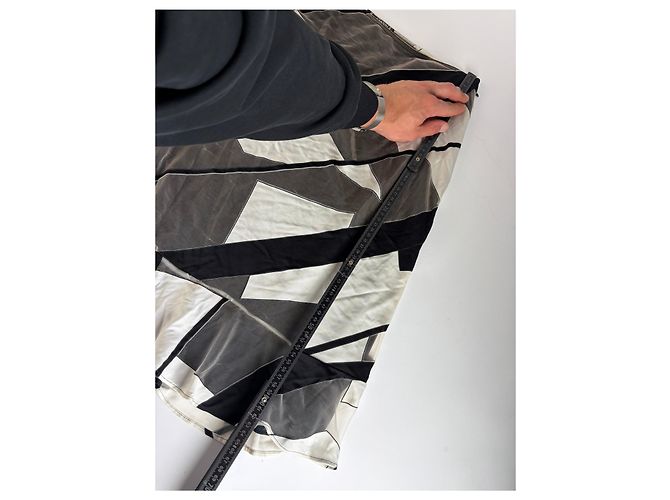 Vintage Versace Maxirock mit Geometrischem Muster Schwarz Grau Weiß L - Ansicht 12