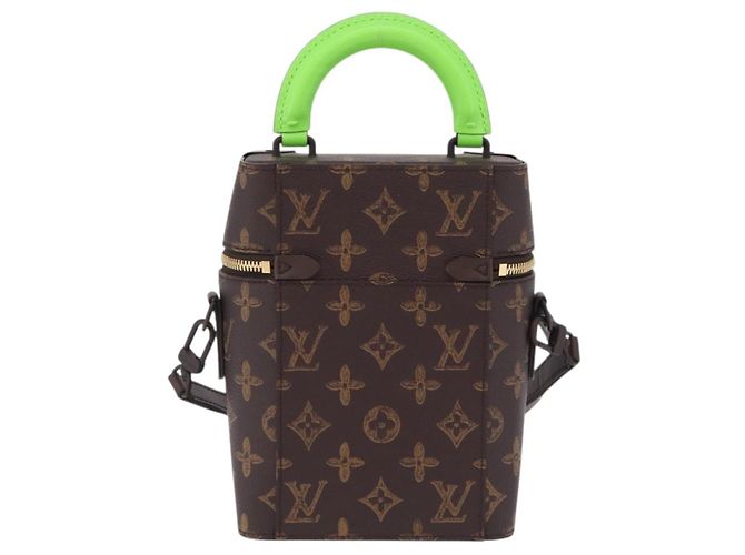 LOUIS VUITTON Monogram Vertical Box Trunk Shoulder Bag M59664 LV Auth LN212SM Monograma - vista 2