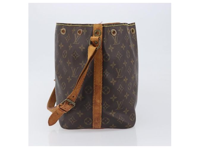 Bolsa de Ombro LOUIS VUITTON Monogram Petit Noe M42226 LV Auth 197826 Monograma - vista 3