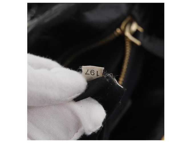 Bolsa de mão Miu Miu em couro preto e dourado Auth mr3040A - vista 12