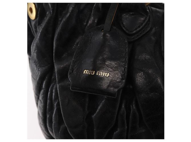 Bolsa de mão Miu Miu em couro preto e dourado Auth mr3040A - vista 20