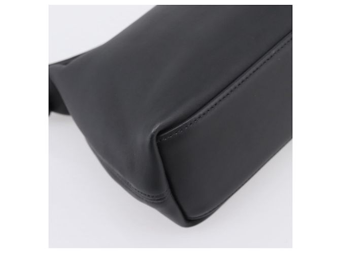 Bolsa de Ombro Coach em Couro Preta e Dourada Auth ar14294A Preto Dourado - vista 14