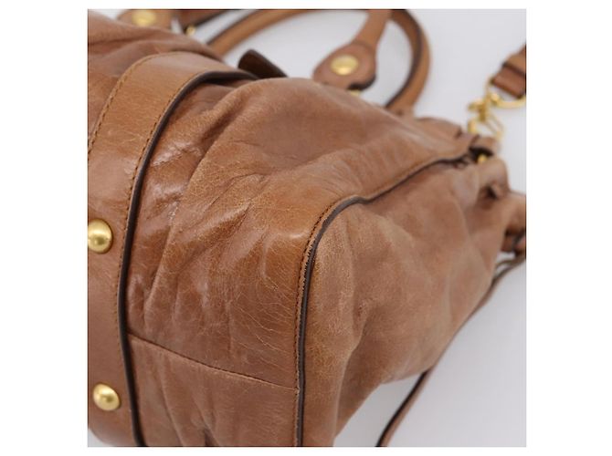 Bolsa Miu Miu em couro 2way marrom tom dourado Auth mr3024V - vista 14