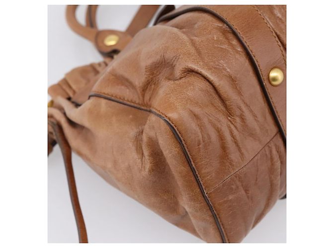 Bolsa Miu Miu em couro 2way marrom tom dourado Auth mr3024V - vista 17