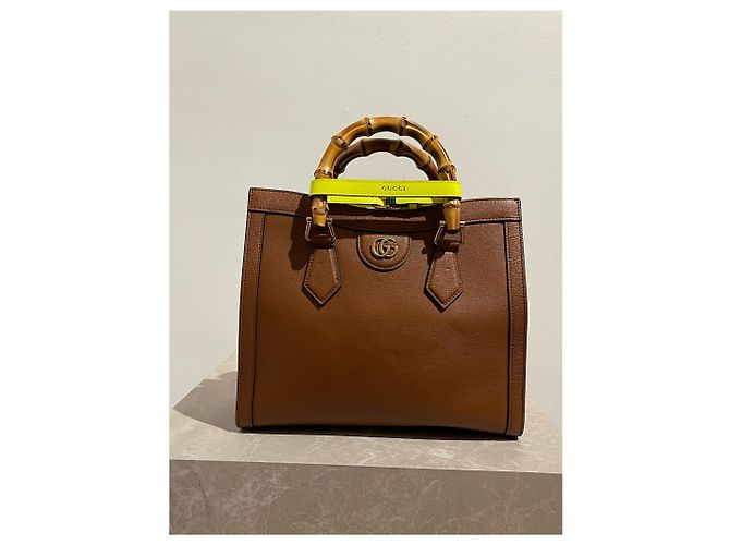 Borsa Gucci Diana Camel Cammello - vista 2