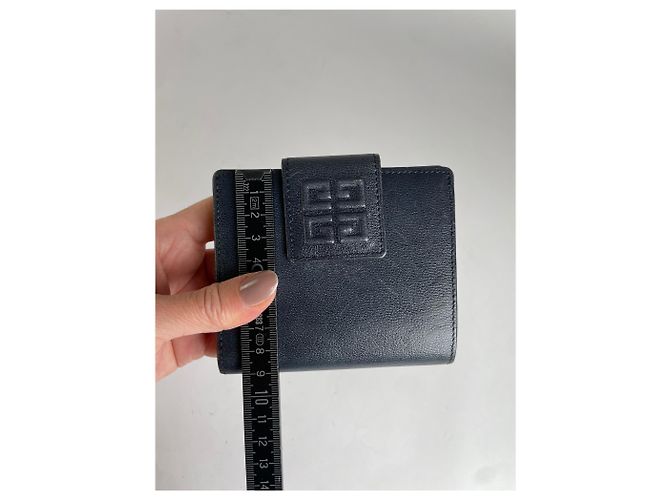 Vintage Givenchy 4G Logo Grained Leather Bifold Wallet Late 1970s Navy Navy blue - view 8