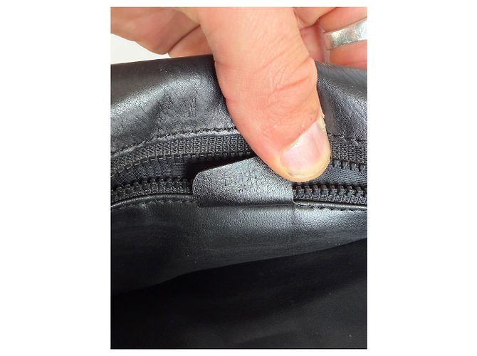 Céline Vintage Celine Triomphe Leder-Klappclutch c. 1992 Schwarz - Ansicht 6