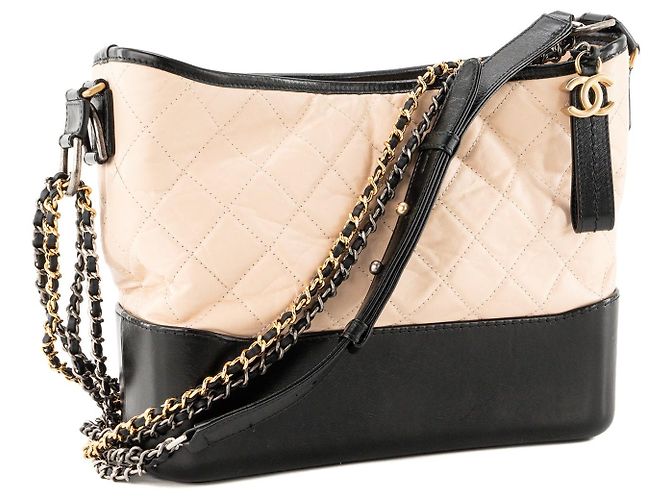CHANEL - Borsa a tracolla Gabrielle Large in pelle stropicciata beige e pelle liscia nera - vista 2
