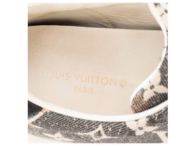 LOUIS VUITTON - Sneakers Time Out Louis Vuitton in denim monogrammato grigio e beige (T37) - vista 8
