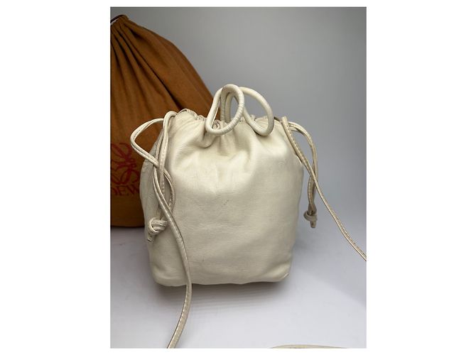 Vintage Loewe Textilleder-Beuteltasche Ende der 1990er Off-White Weiß - Ansicht 10