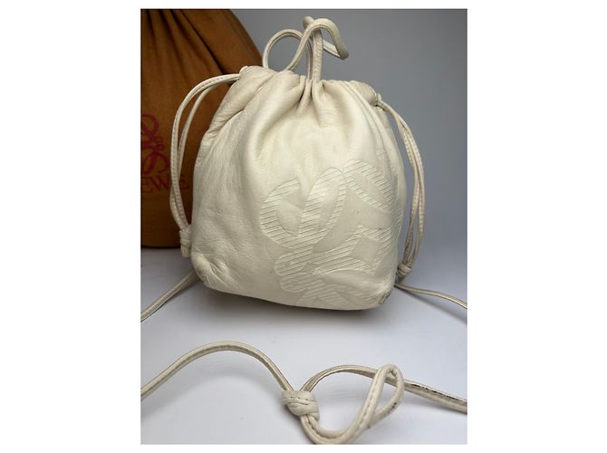 Vintage Loewe Textilleder-Beuteltasche Ende der 1990er Off-White Weiß - Ansicht 8