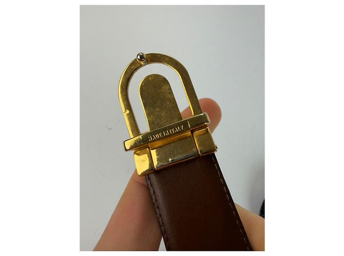 Cintura in pelle Vintage Givenchy Logo 4G c. fine anni '70 Nero Oro - vista 3