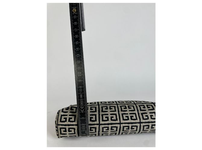 Vintage Givenchy 4G Jacquard Clutch Wallet Late 1990s Beige Black - view 12