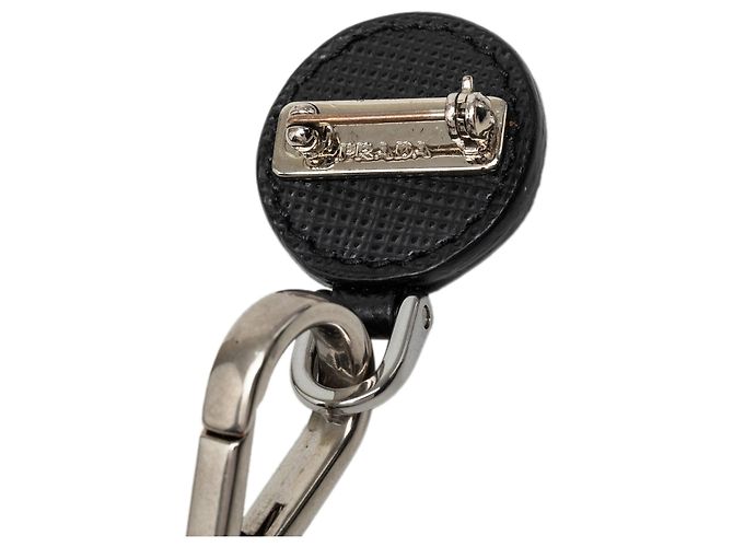 Prada Robot-Kettenbrosche aus silbernem Saffiano-Leder und Messing - Ansicht 5