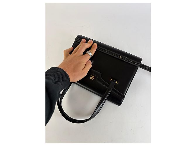 Vintage Givenchy Logo Tasche 4G Leder Top-Handle Hergestellt in Japan Schwarz - Ansicht 9