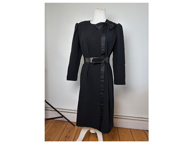 Abito Vintage Givenchy in lana con fiocco c. fine anni '80 Nero M - vista 10