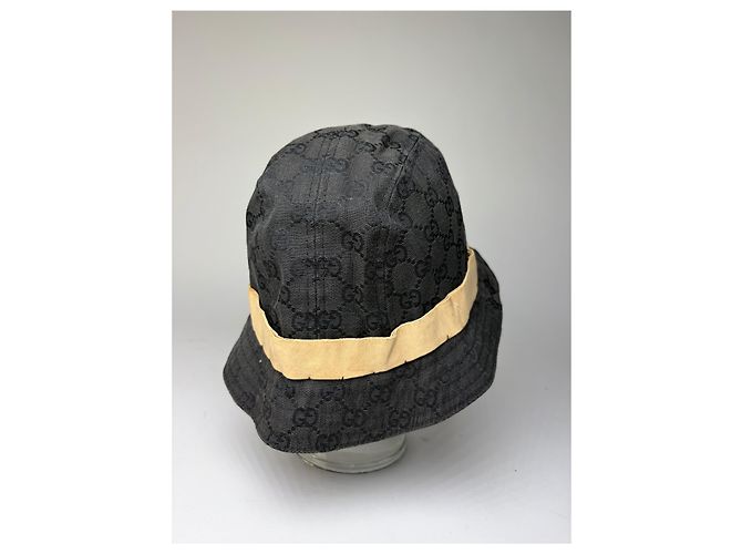 Sombrero Bucket Vintage Gucci GG Monogram Canvas Finales de los 90 Negro Beige - vista 9