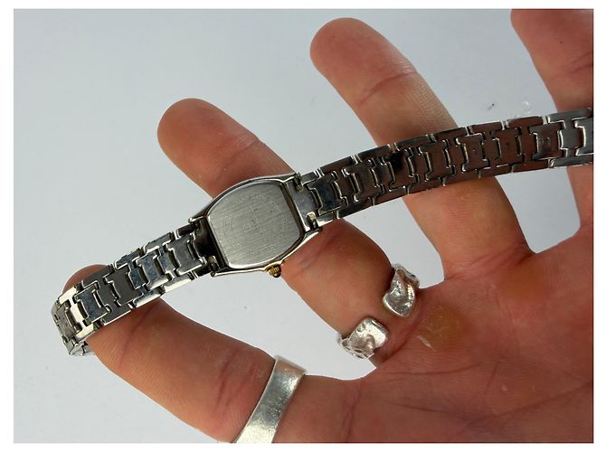 Vintage Givenchy 4G Logo Quarz-Armbanduhr ca. Ende der 1980er Silver Gold Schwarz - Ansicht 7