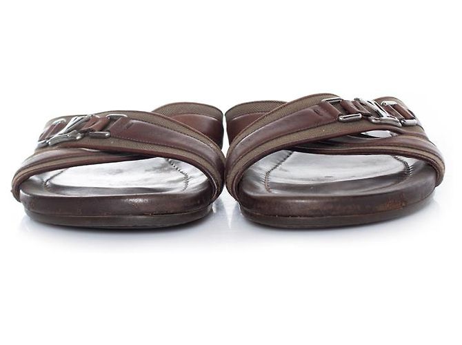 Louis Vuitton, sandali incrociati in pelle marrone - vista 5