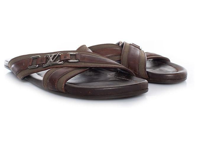 Louis Vuitton, sandali incrociati in pelle marrone - vista 6