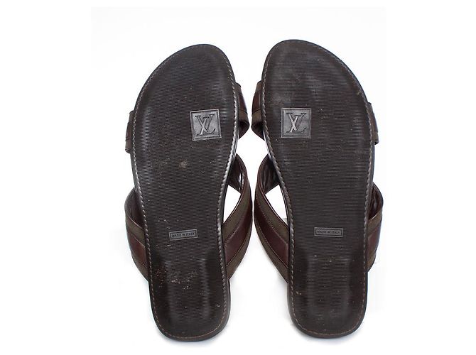 Louis Vuitton, sandali incrociati in pelle marrone - vista 8
