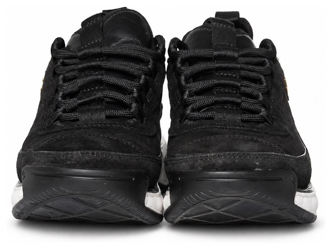 Chanel, baskets en daim avec logo CC doré Noir - vue 5