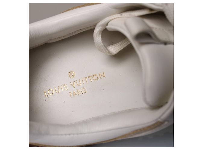 Louis Vuitton, sneaker Run away in pelle e canvas Marrone Bianco D'oro - vista 9