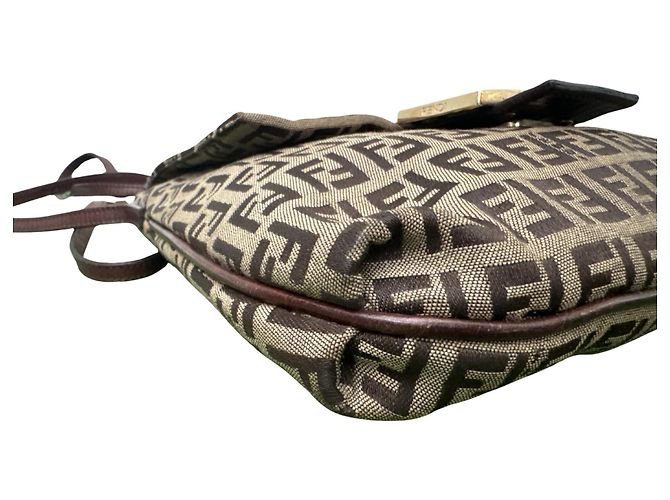 Borsa Fendi Mamma Baguette Zucca Canvas Marrone Monogramma - vista 11