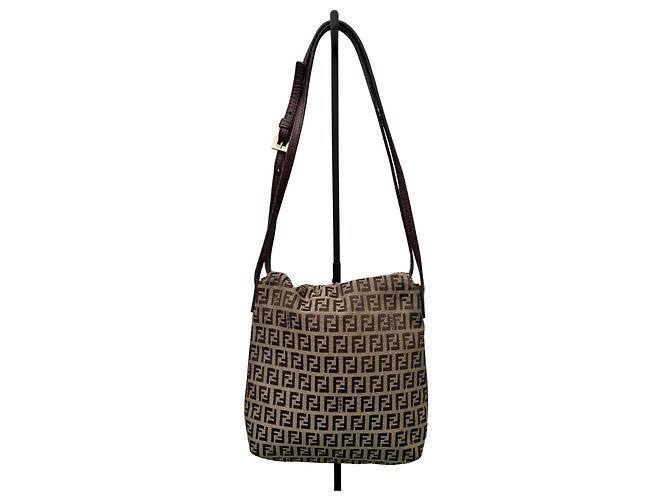 Borsa Fendi Mamma Baguette Zucca Canvas Marrone Monogramma - vista 3
