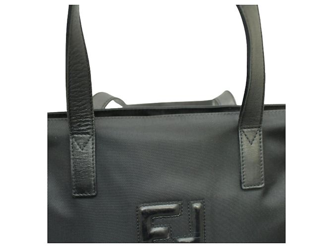 Fendi Borsa Tote in Nylon e Pelle Nera Nero - vista 5