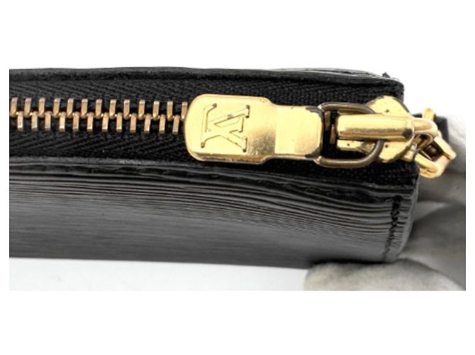 Louis Vuitton Epi Pochette Noir Negro - vista 10