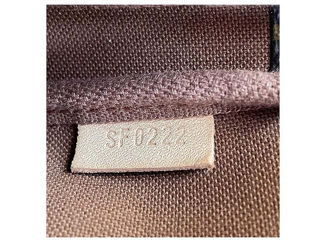 Louis Vuitton Mini Pochette Accessoires Marron - vue 12