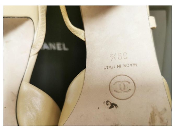 Chanel Bicolor Slingback-Pumps Beige und Schwarz Leder - Ansicht 5