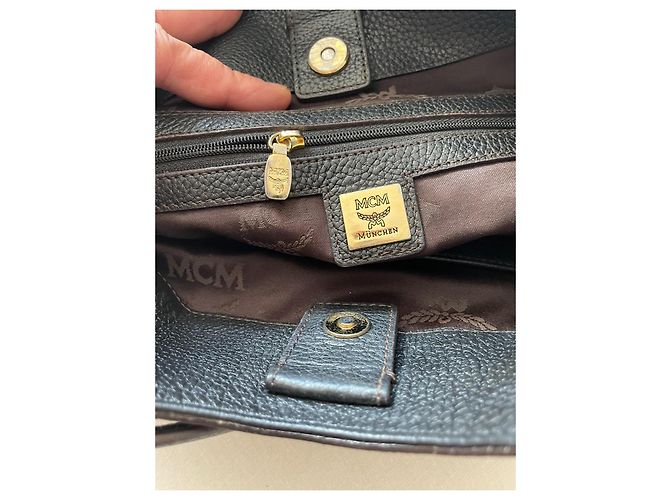 MCM Shopper aus schwarzem Leder - Ansicht 13