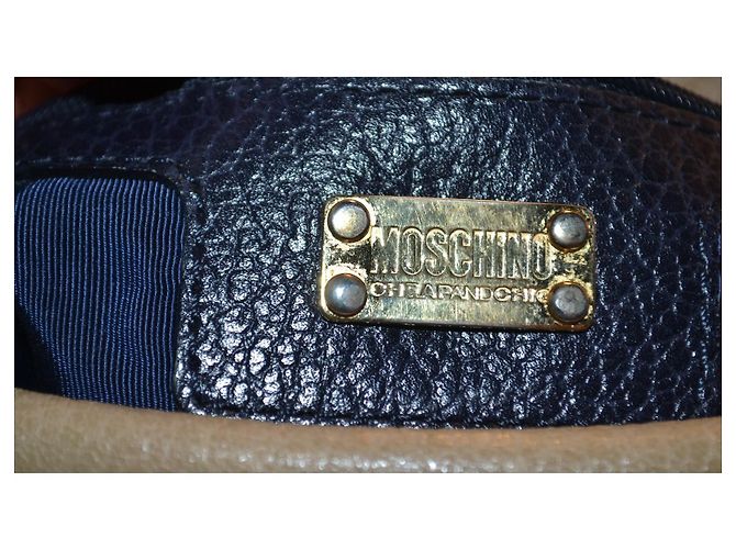 Borsa a tracolla Moschino Cheap and Chic in pelle beige - vista 8
