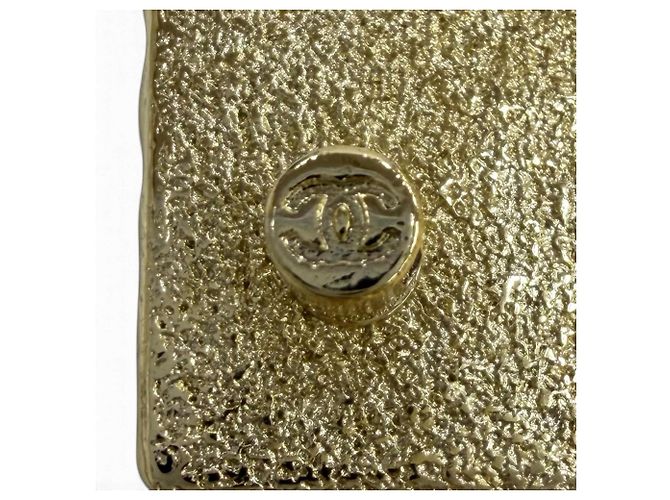 Broche Quadrada Chanel L24S Coco Mark em Pérolas Eco e Strass Preto Branco Dourado - vista 6