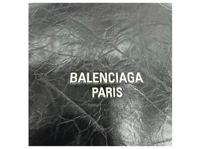 Everyday Borsa a Tracolla Balenciaga 742942 Crush in Pelle Nero - vista 11