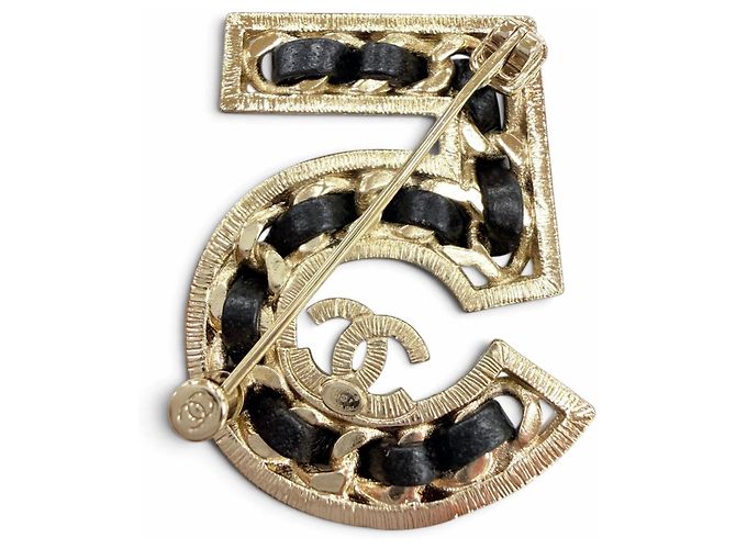 Broche de couro com strass Chanel B23P No.5 Coco Mark Preto Dourado - vista 3