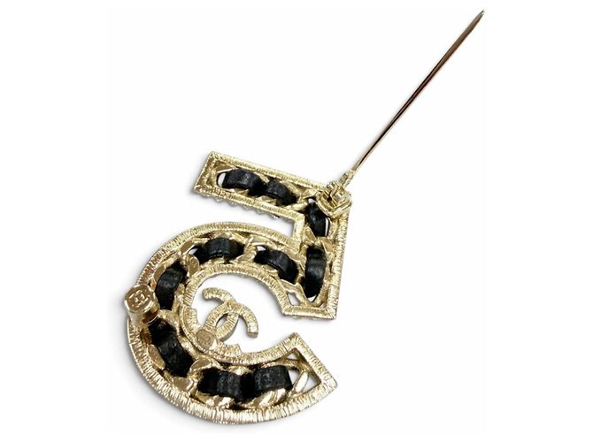 Broche de couro com strass Chanel B23P No.5 Coco Mark Preto Dourado - vista 4